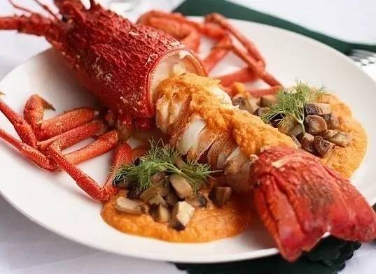 澳洲龙虾大餐图片
