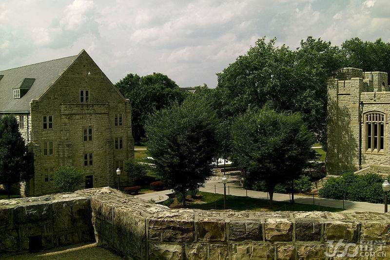 立思辰留学360介绍,弗州理工主校区坐落于弗吉尼亚州西南部的黑堡