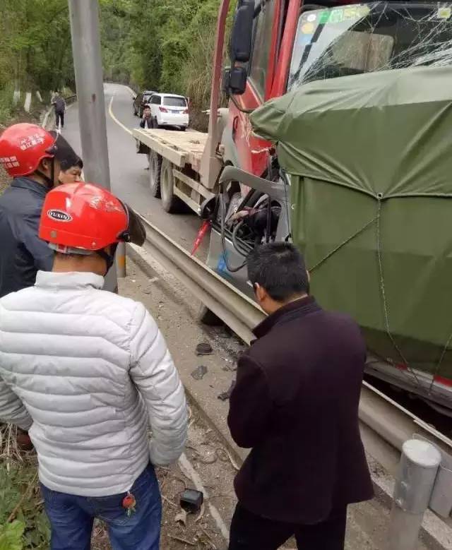 奉节今日车祸事故图片