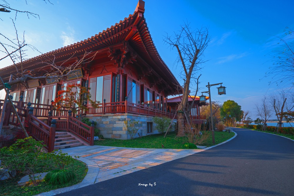 這裡是上海母親河黃浦江的源頭,位於松江區石湖蕩鎮東夏村境內,從江浙