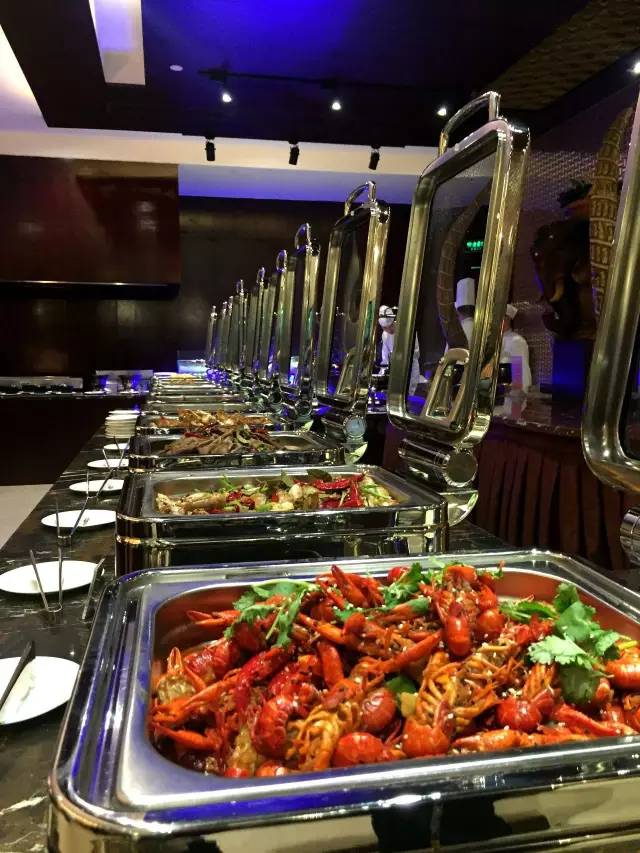 上海和平饭店自助餐图片