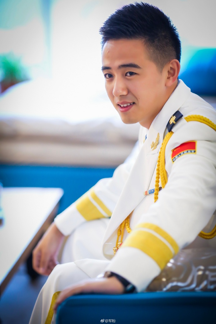 中国最帅男军官图片