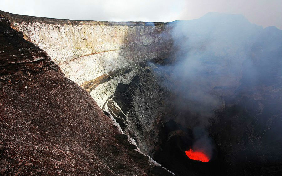 地心游记 火山内部360度全景呈现