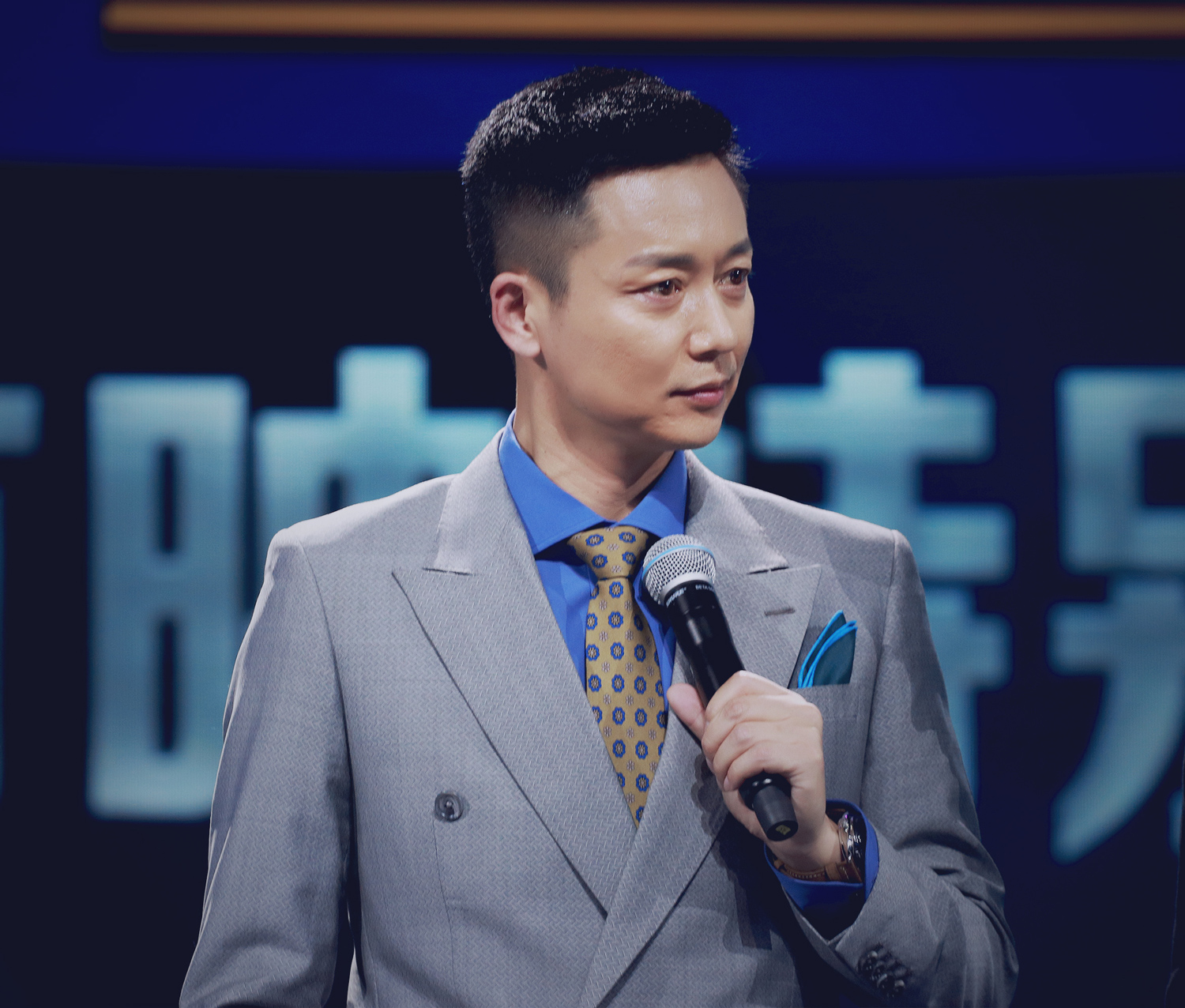 刘奕君,靳东,白百何等领衔主演的都市行业励志题材电视剧《外科风云》