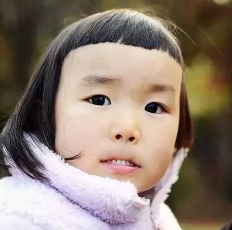 日本四岁小女孩因为她的丑萌红遍全世界,你可能不知道她是谁,但是你