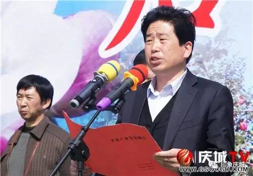 庆城县委书记葛宏出席中国·庆城果乡采风系列活动之苹果花开美