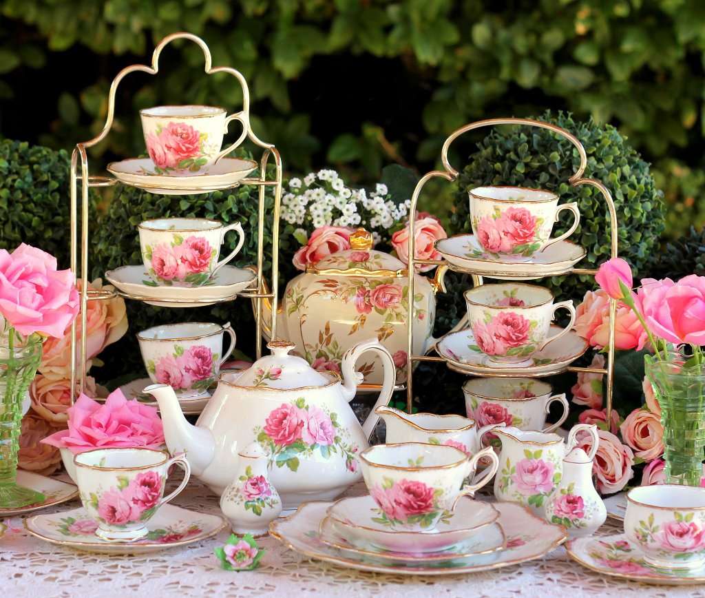 英式下午茶茶具的摆放图片