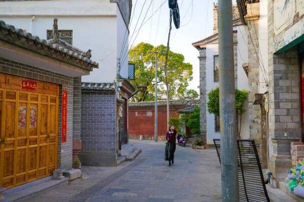 建水古城久违的一段慢时光旅程