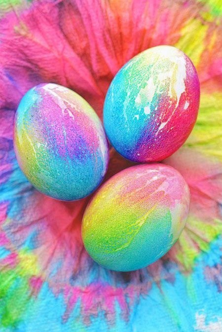 鸡蛋上画彩虹图片
