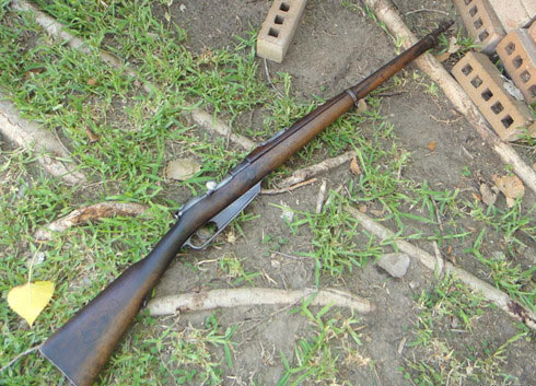 故其早期枪型也被称之为老套筒