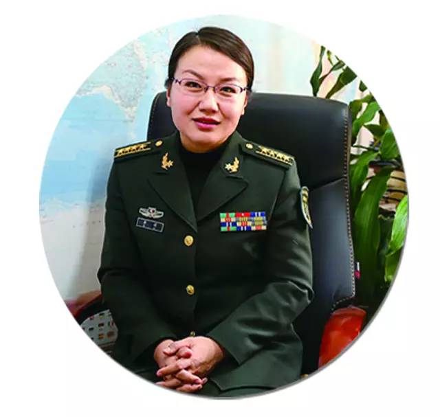 李丽简历军事专家图片