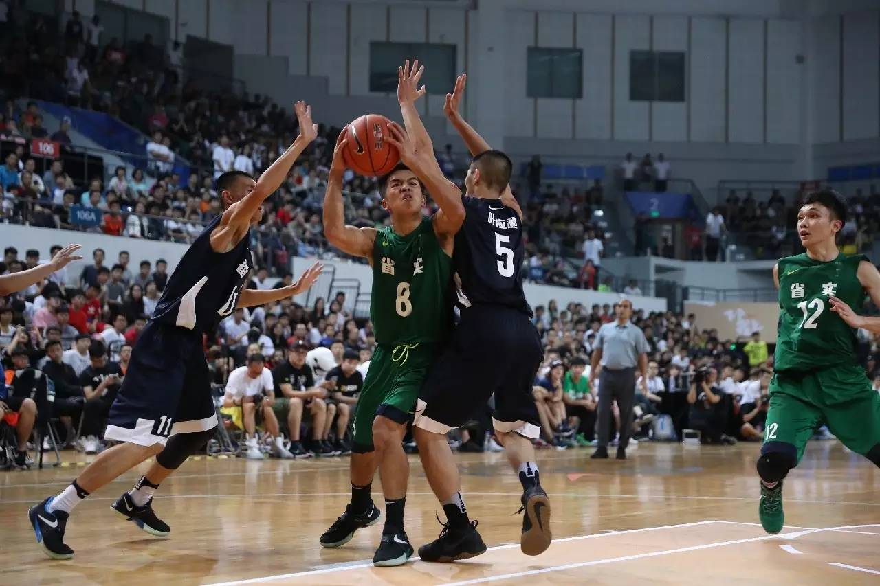 2016-17 耐克高中篮球联赛广州赛区完美收官 省实续写冠军辉煌