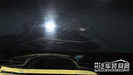 黑色的车最容易出划痕黑色车上的划痕最显眼吗