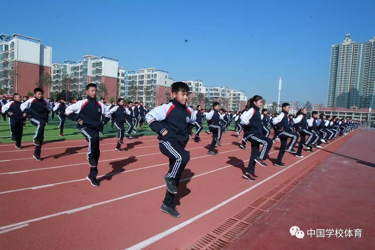 《中国学校体育》推荐阅读:春季接力大赛 展示学生风采