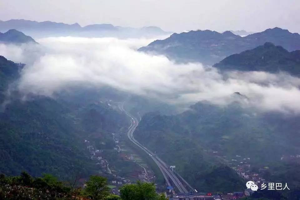 长阳龙池山风景区全景图片