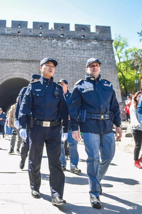 意大利警服图片图片