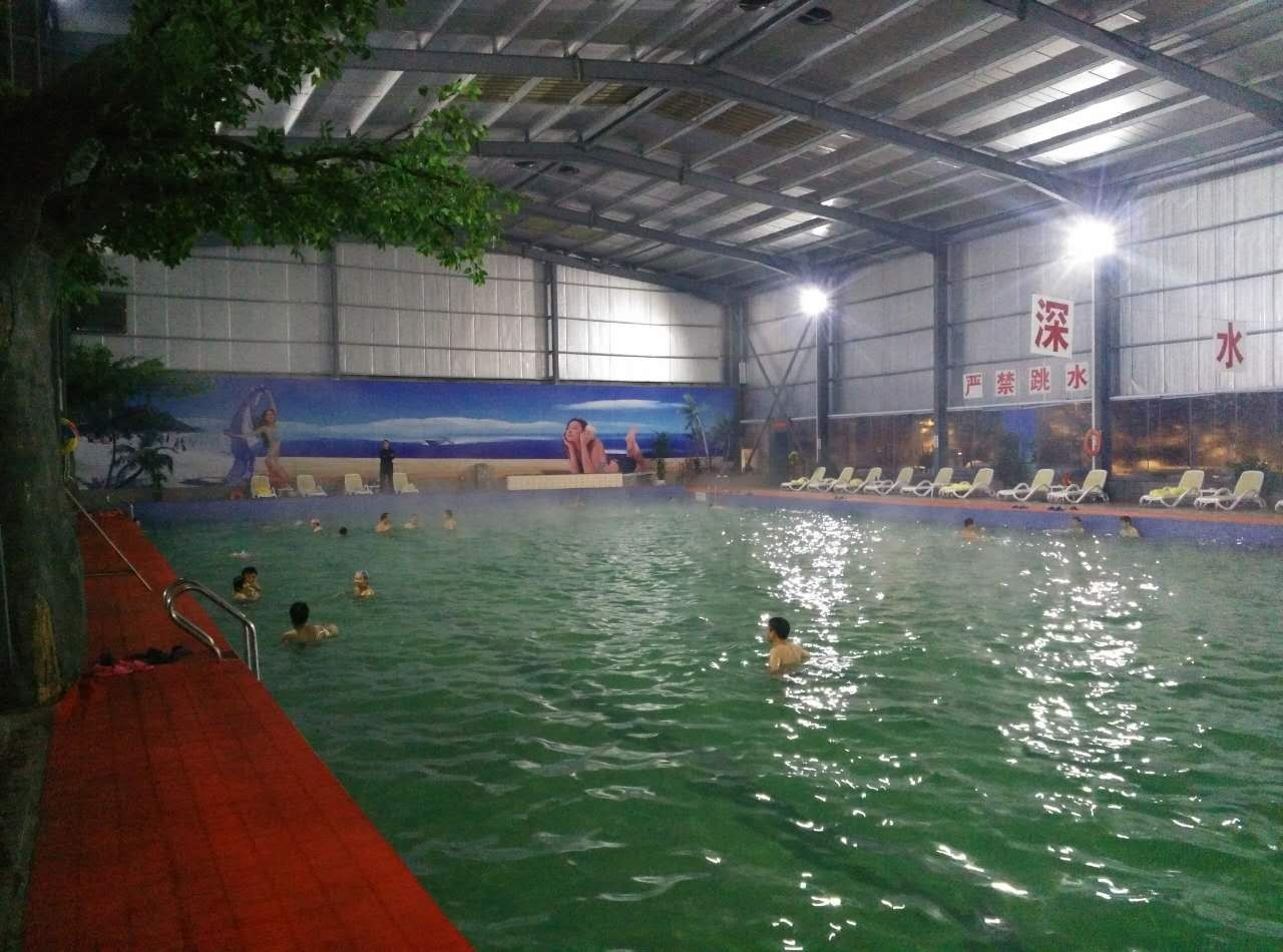三原温泉游泳馆图片