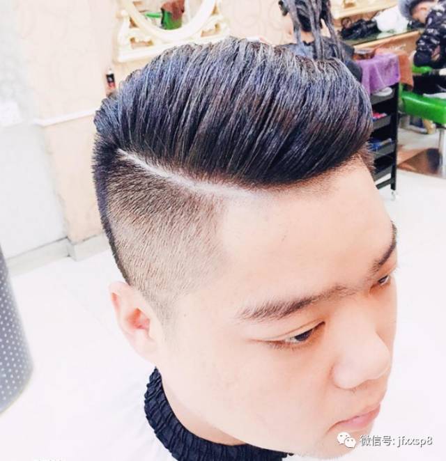 2017男士发型流行一道杠