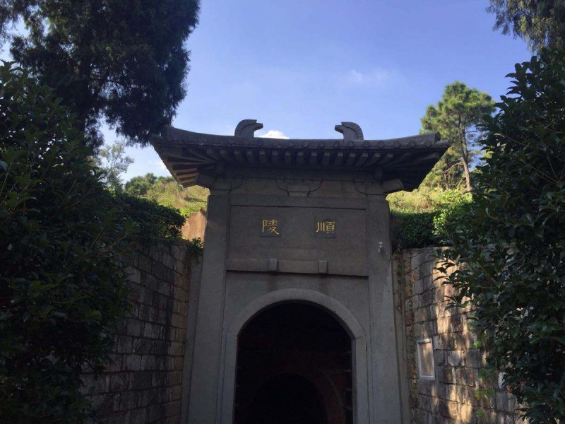 南京灵岩寺图片