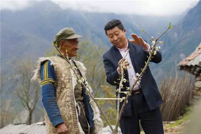 带着关切,记者来到汶川县绵虒镇克约村村民张茂堂家一探究竟.