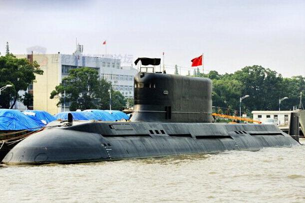 常规潜艇之王下水,它就是中国第五代043清级潜艇