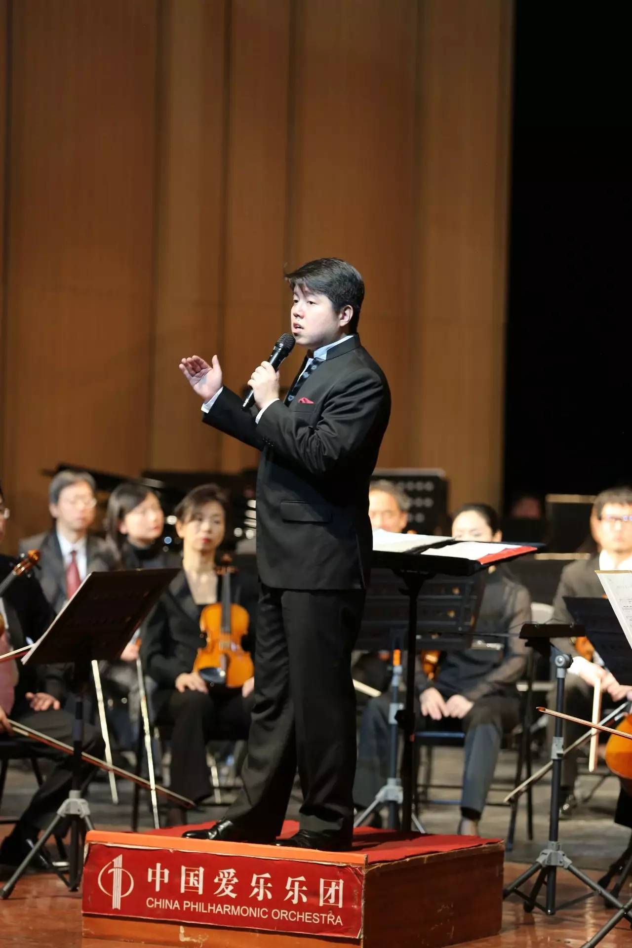 中国爱乐乐团高雅艺术进校园走进山东艺术学院