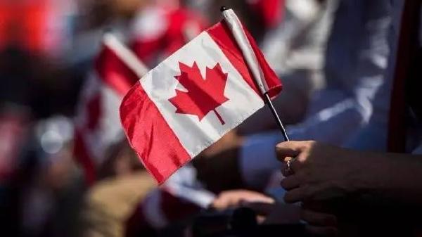 加拿大配偶移民:不必同居两年、落地即拿身份