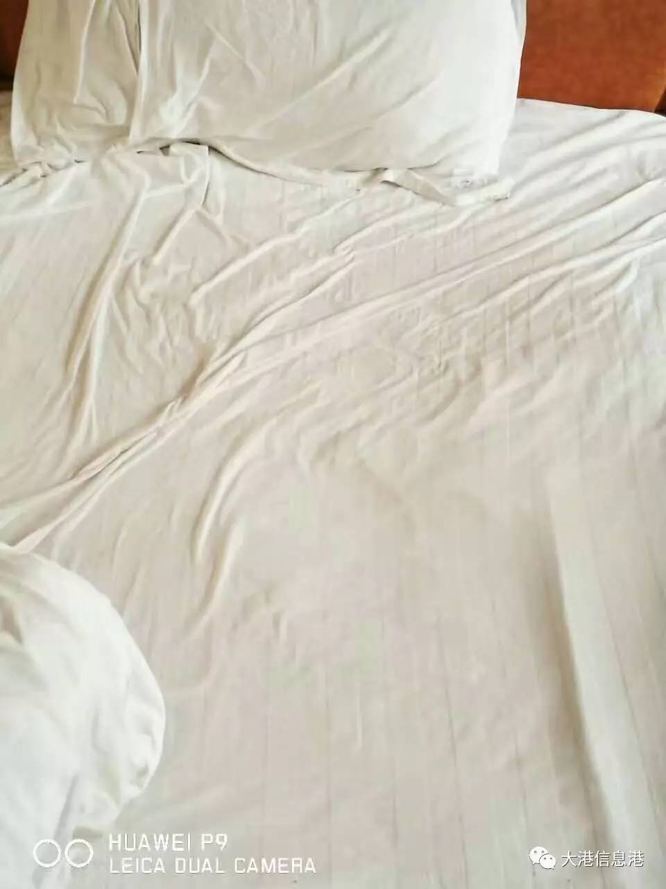 床单湿一大片图片