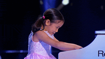 4岁钢琴神童埃文图片