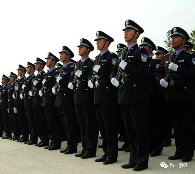 《警察人生》系列作品——軍人到警察 一樣的壯麗榮光