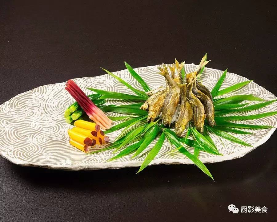 日本料理粽叶雕刻图片图片
