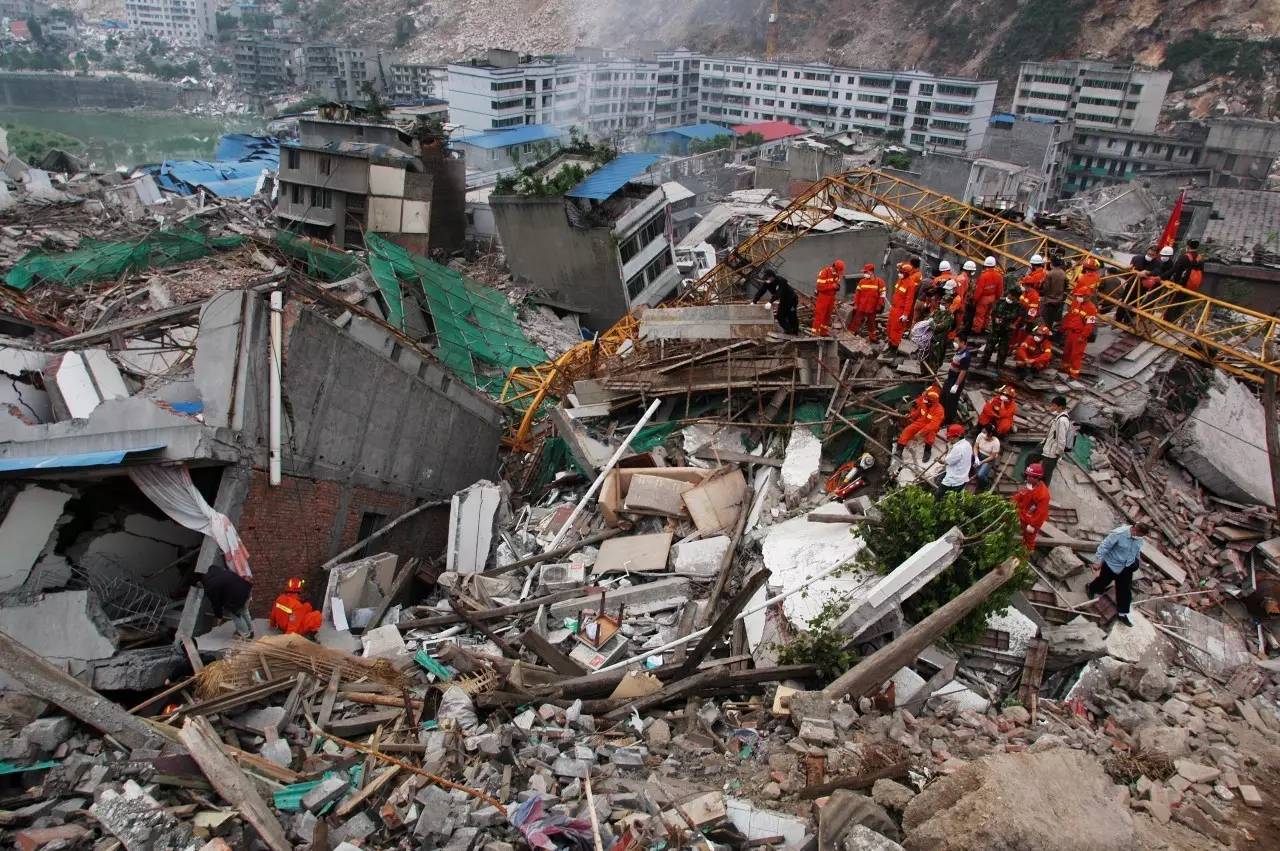 悼念汶川512大地震 