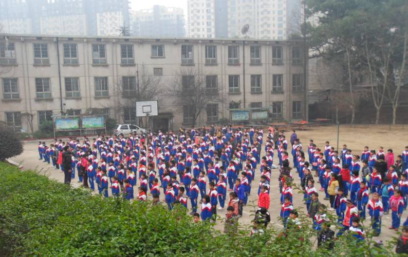 叫莲湖小学有一所101年历史的小学在望城叫湖南中医药大学有一所全国