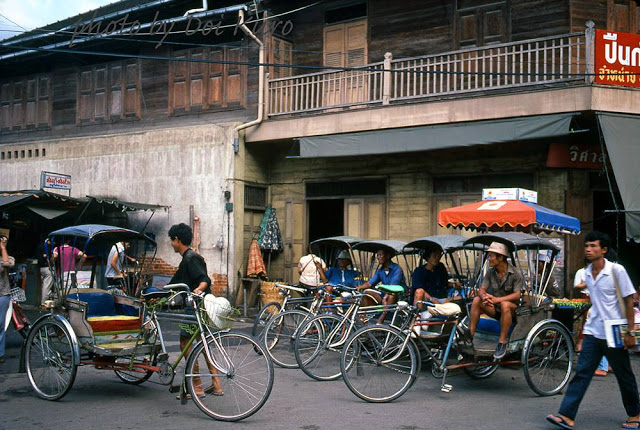 1984年的泰国清迈街头彩色老照片
