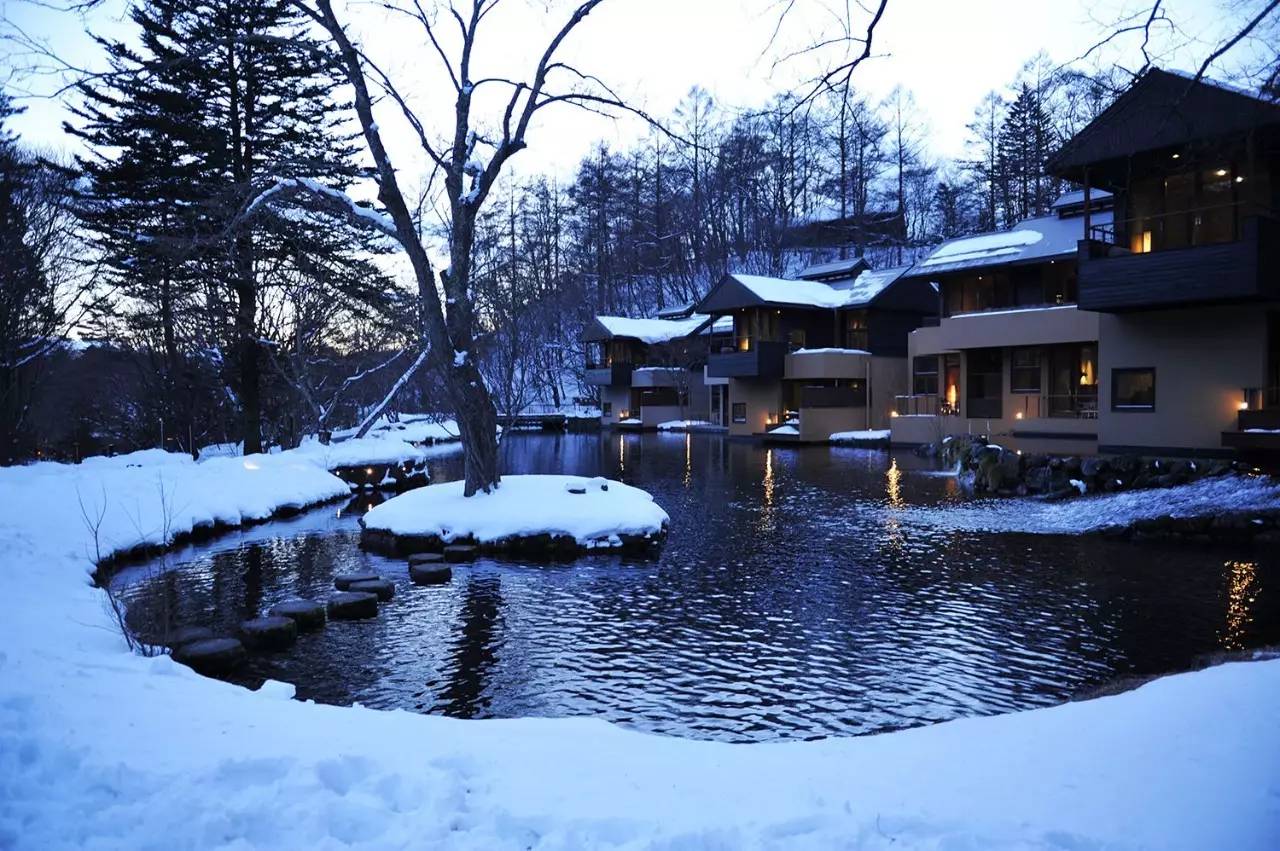 和小強一起旅行山谷雪居日本長野虹夕諾雅輕井澤