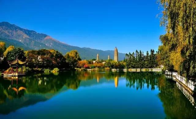 南詔風情島,賓川雞足山,巍山巍寶山,劍川石寶山,祥雲水目山等8個景區