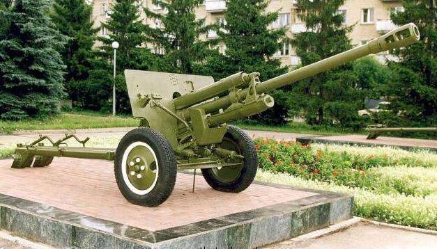 二战苏联107mm加农炮图片
