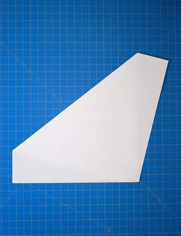 垂直降落折纸图片