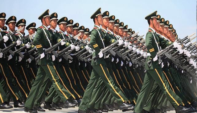图说中国军人的完美表现而且只有中国军人才特有的一种精神