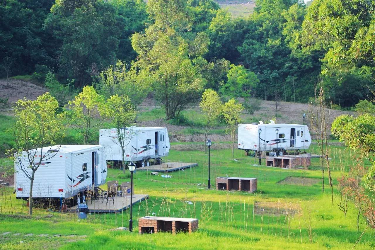 将成为西南地区房车露营地的新标杆,成为长寿湖新的旅游休闲方式,更是