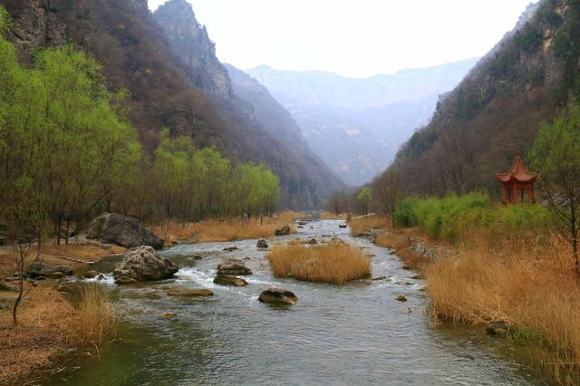 青天河景区,原青天河水库,修建于山西丹河和河南白水河交汇处,坝高76