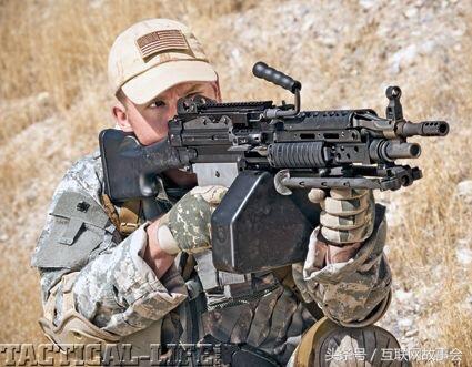 枪火28,m249军用轻机枪,美国步兵最常用的压制性武器