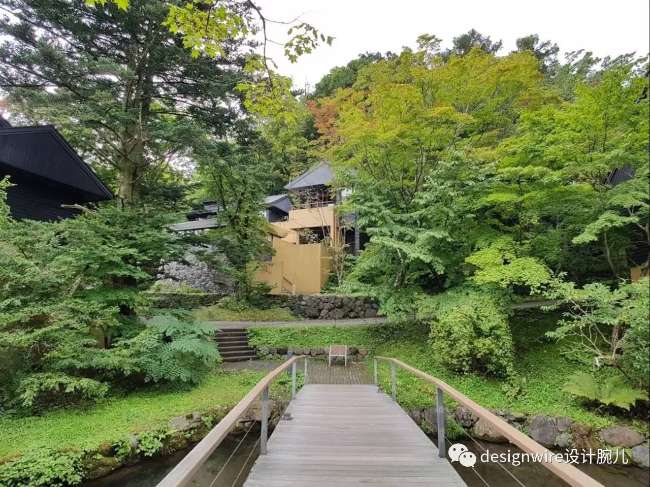 於數十年前輕井澤曾是外國人的度假勝地,日皇伉儷,大文豪三島由紀夫