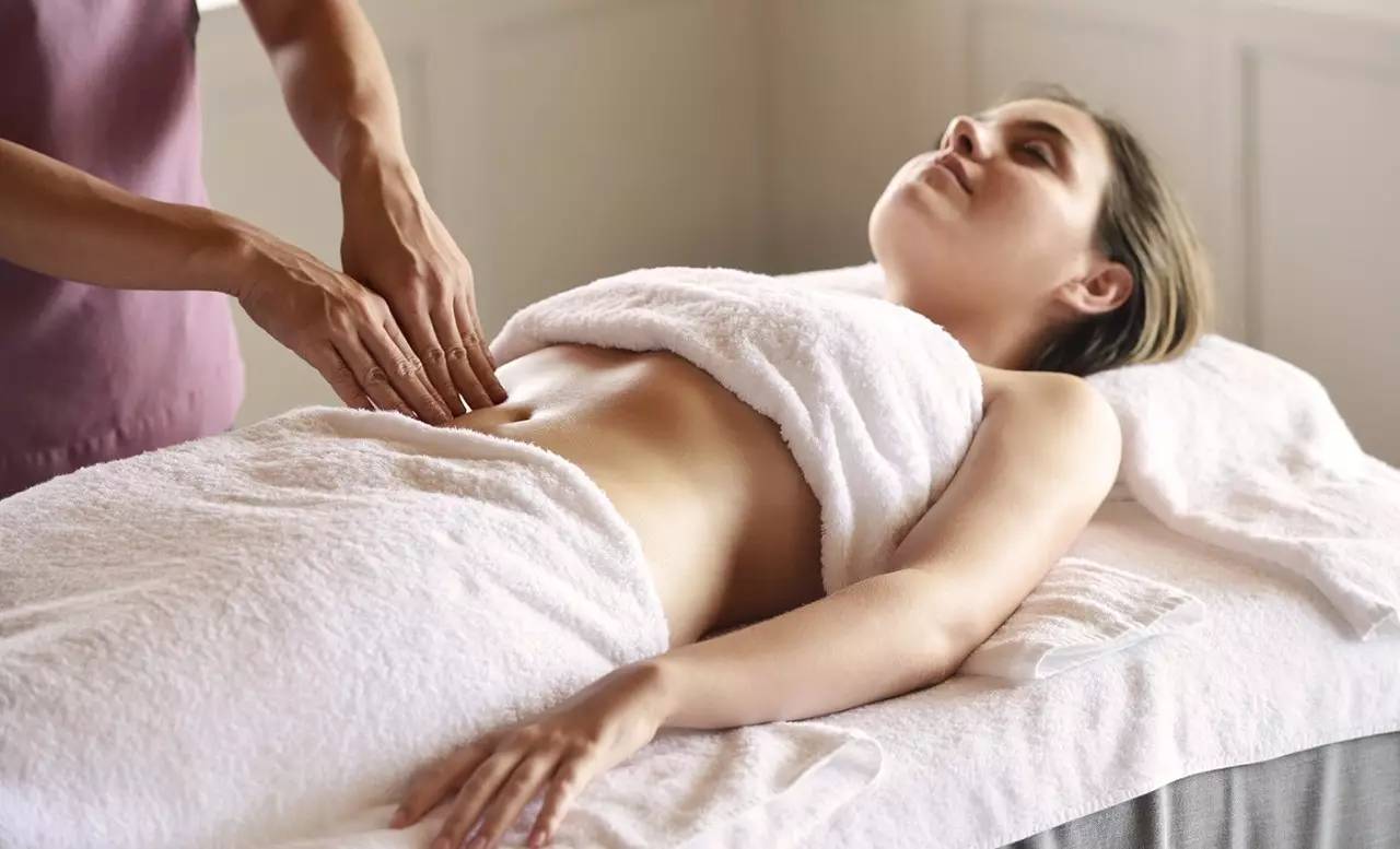 课程,有专门的老师讲解,课程结束还后享受阿玛塔拉massage(60分钟)