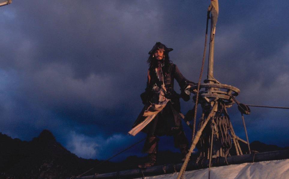 《加勒比海盗全集》:一不小心又上了男神的贼船!
