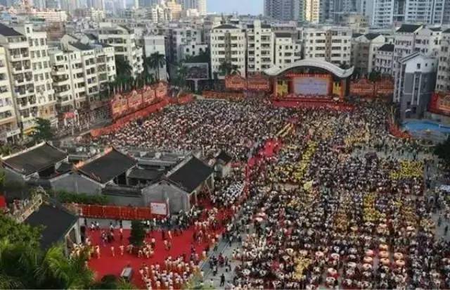 下沙村有下沙牌坊,黃思銘公世祠,陳楊候廟,佛祖像等一批深受遊客歡迎