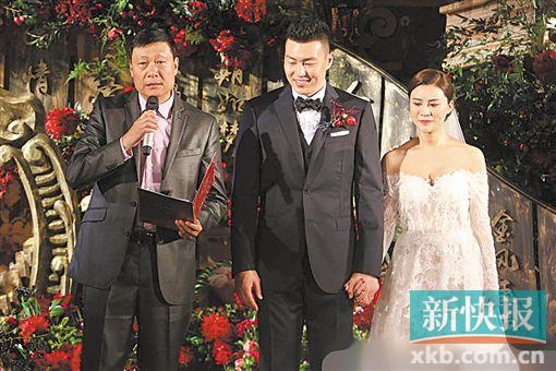 李根举办婚礼(图)