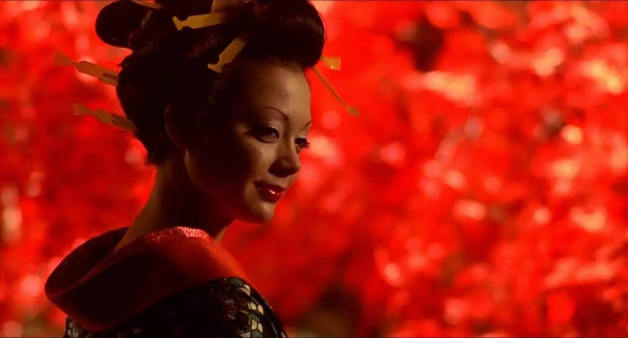 《恶女花魁》的电影导演为日本炙手可热的摄影师蜷川实花故事是讲日本