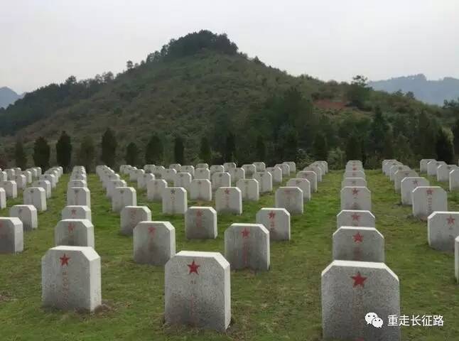 致敬长征路上令人肃然起敬的红军墓5