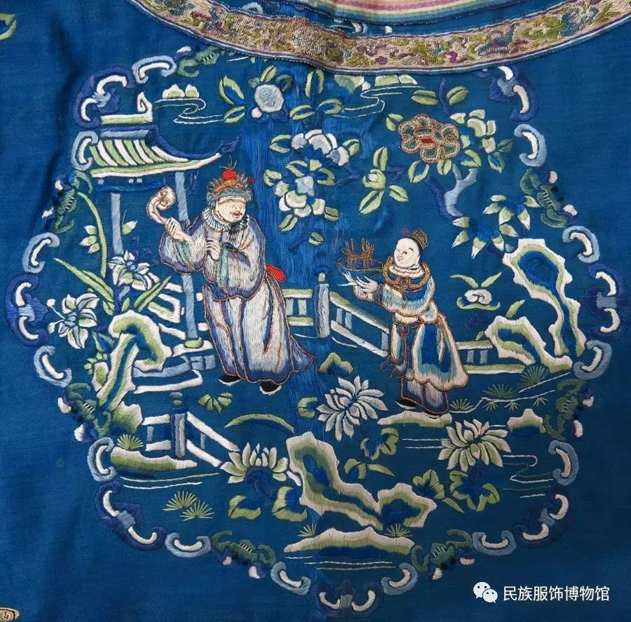 服饰文化】晚清汉族蓝色缎五彩绣十二团窠人物纹广袖女袄中的吉祥纹样